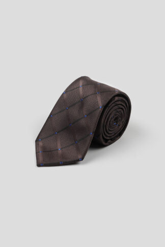 Braon karo kravata