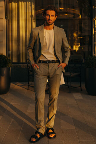 Zeleno lagano odelo (627K)